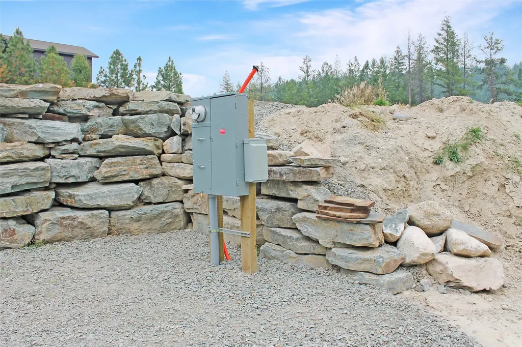 206 Kokanee Drive E Rexford MT 59930