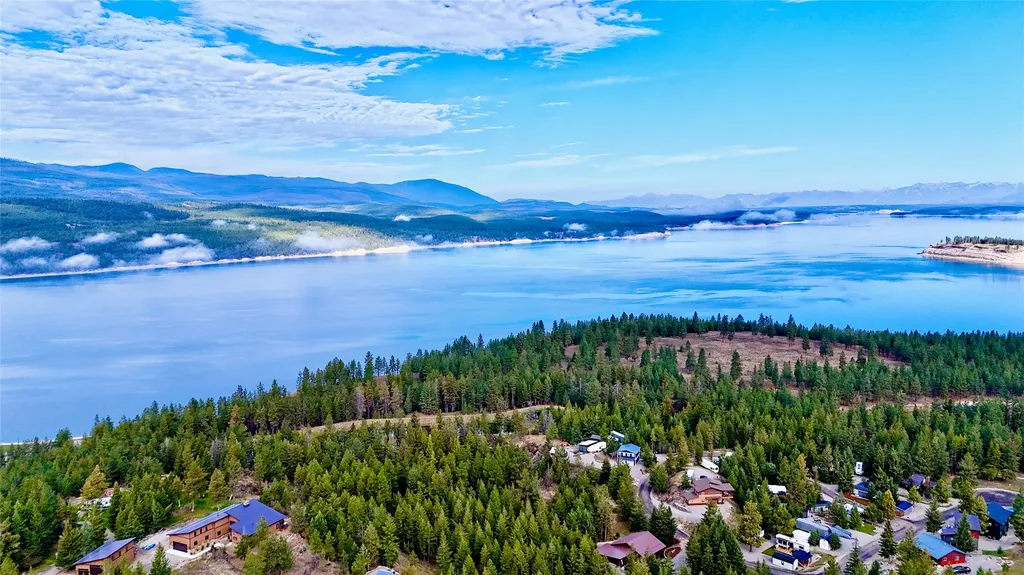 206 Kokanee Drive E Rexford MT 59930