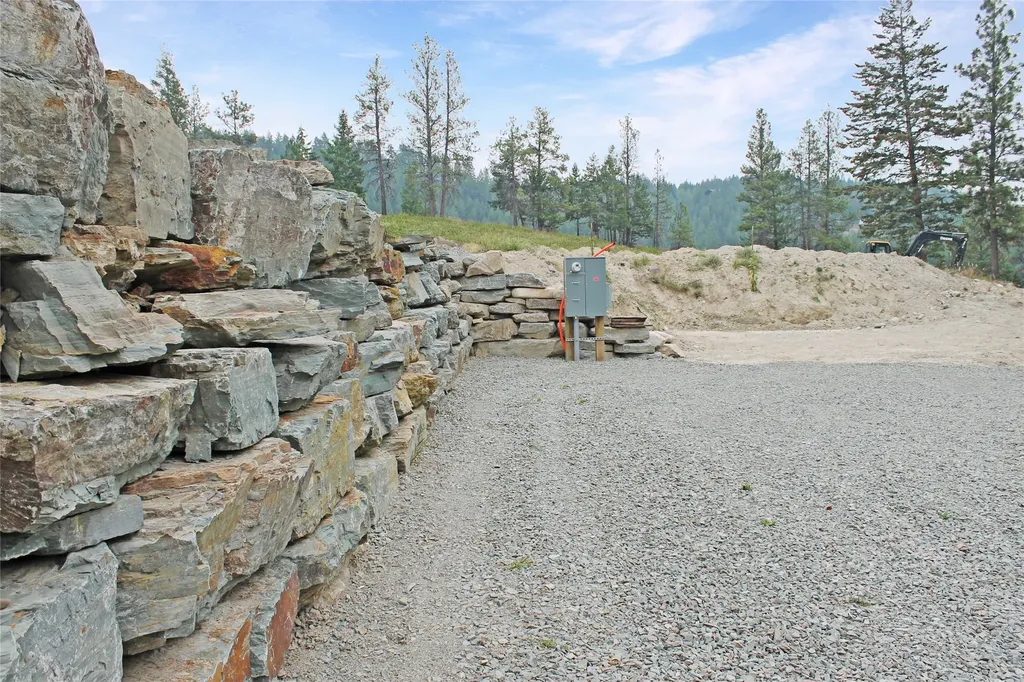 206 Kokanee Drive E Rexford MT 59930