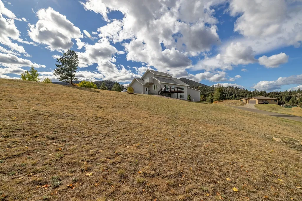 5 Crazy Mountain Cul De Sac Road Clancy MT 59634