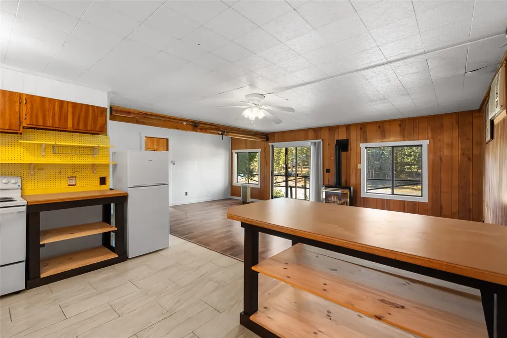 110 Happys Loop Libby MT 59923