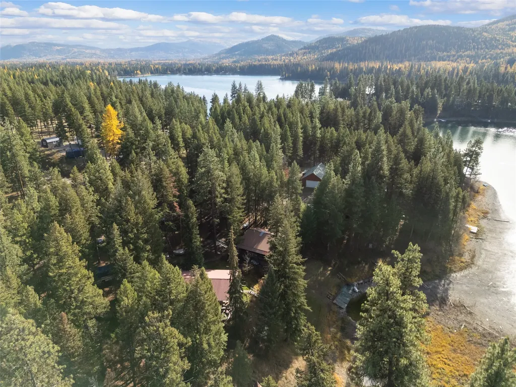110 Happys Loop Libby MT 59923