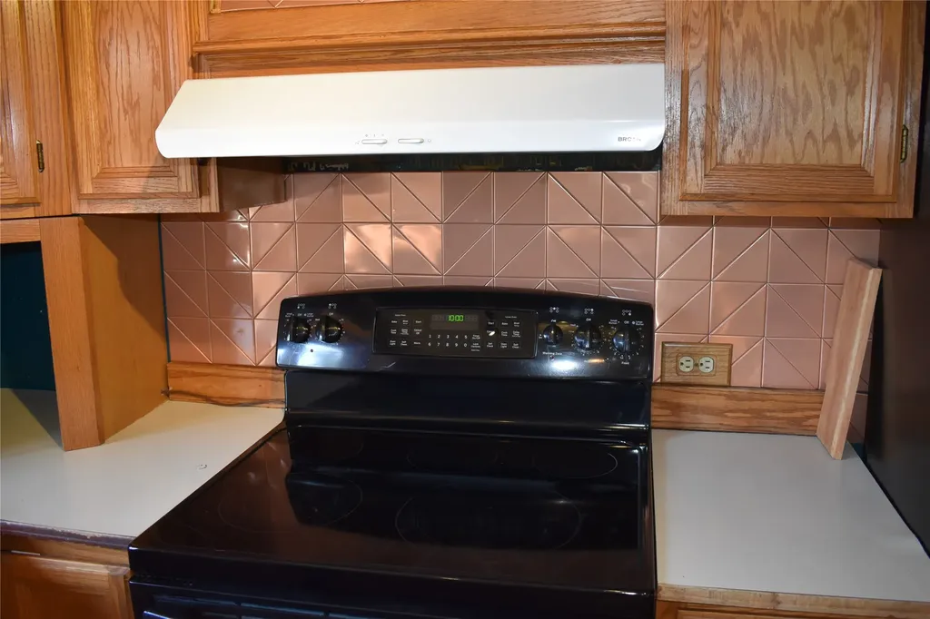 119 S Dakota Street Conrad MT 59425