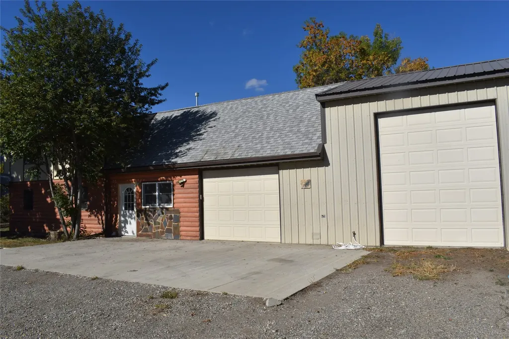 119 S Dakota Street Conrad MT 59425