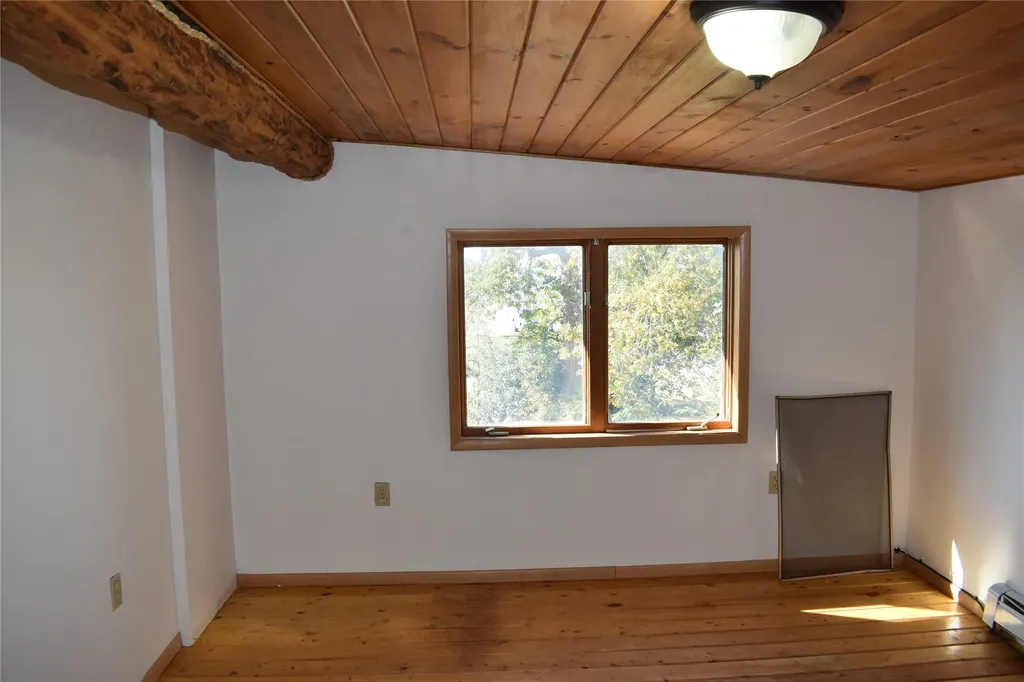 119 S Dakota Street Conrad MT 59425