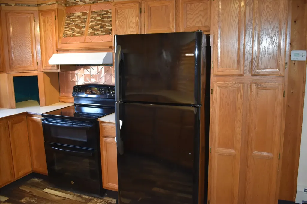 119 S Dakota Street Conrad MT 59425