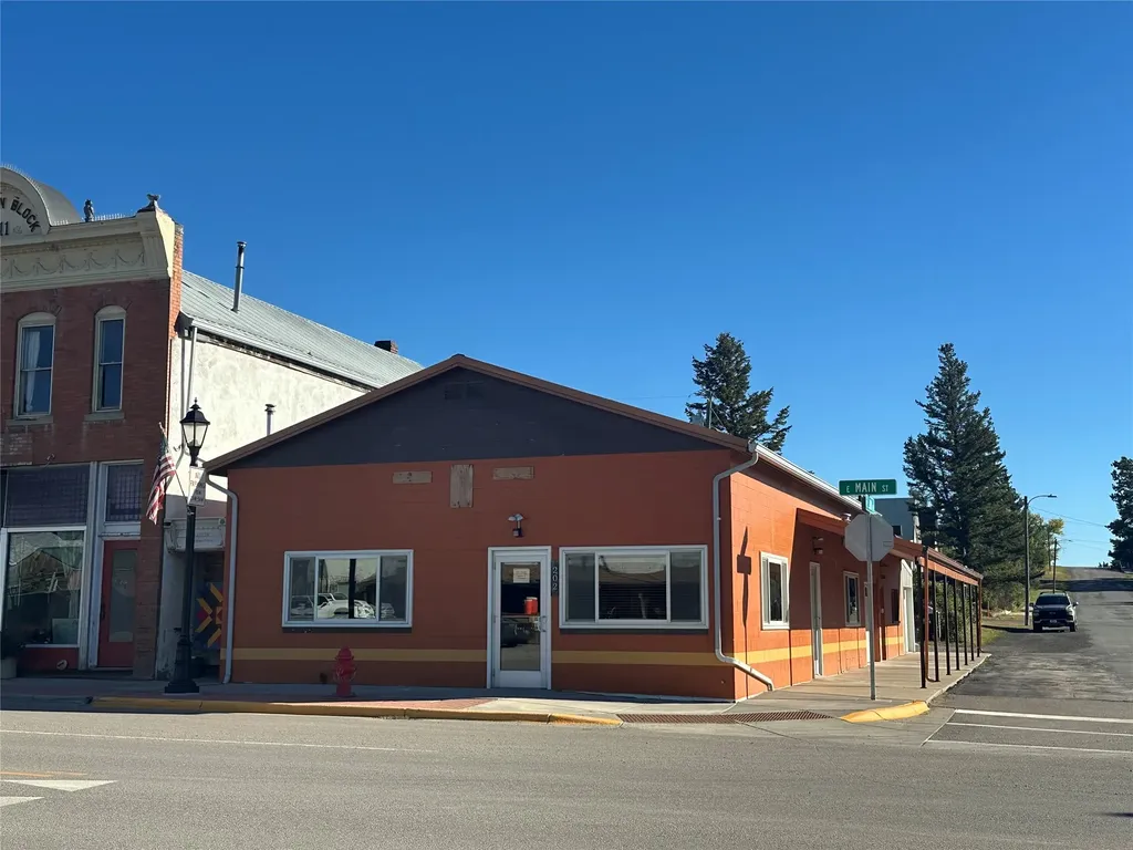 202 E Main Street White Sulphur Springs MT 59645