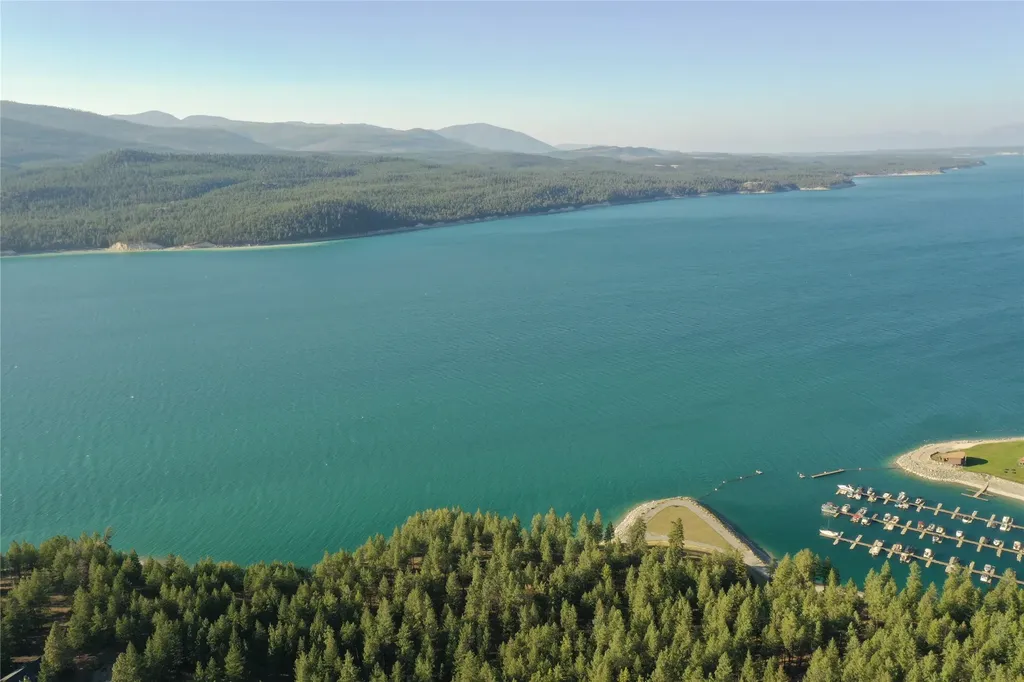 95 Reservoir Court Rexford MT 59930