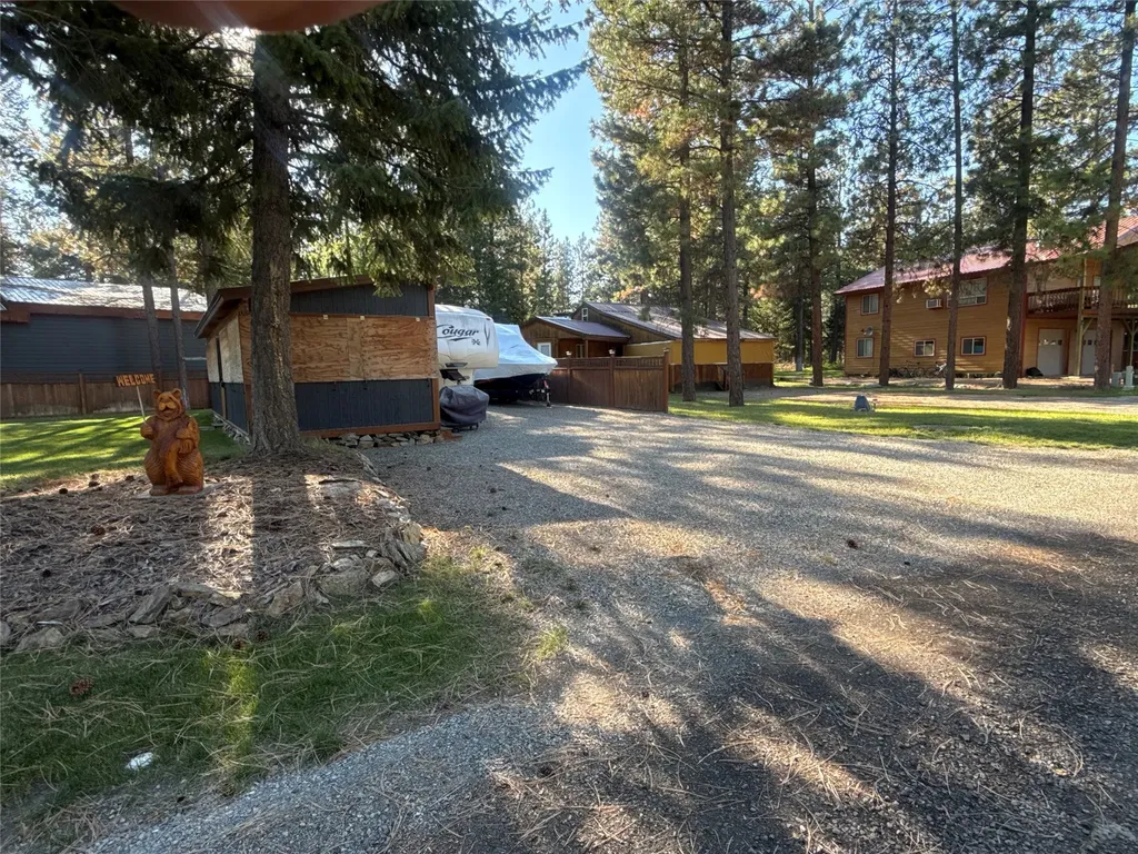 95 Reservoir Court Rexford MT 59930