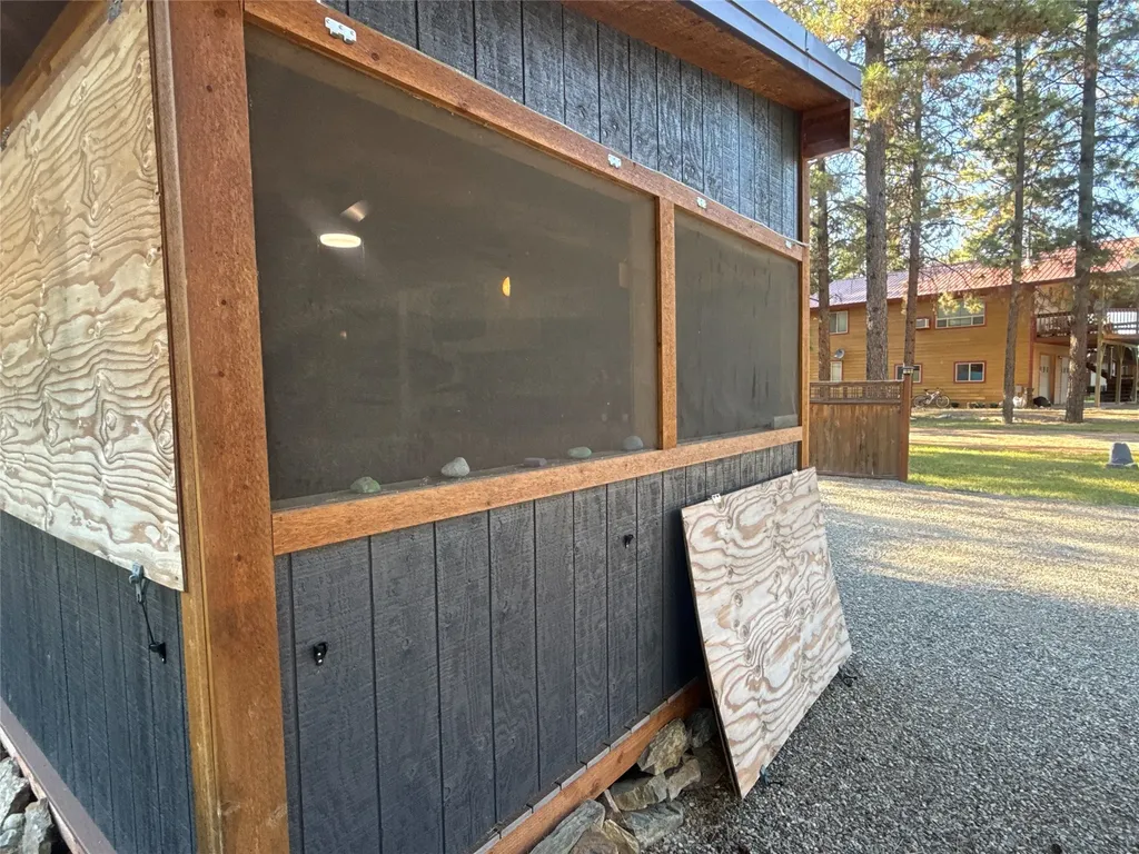 95 Reservoir Court Rexford MT 59930