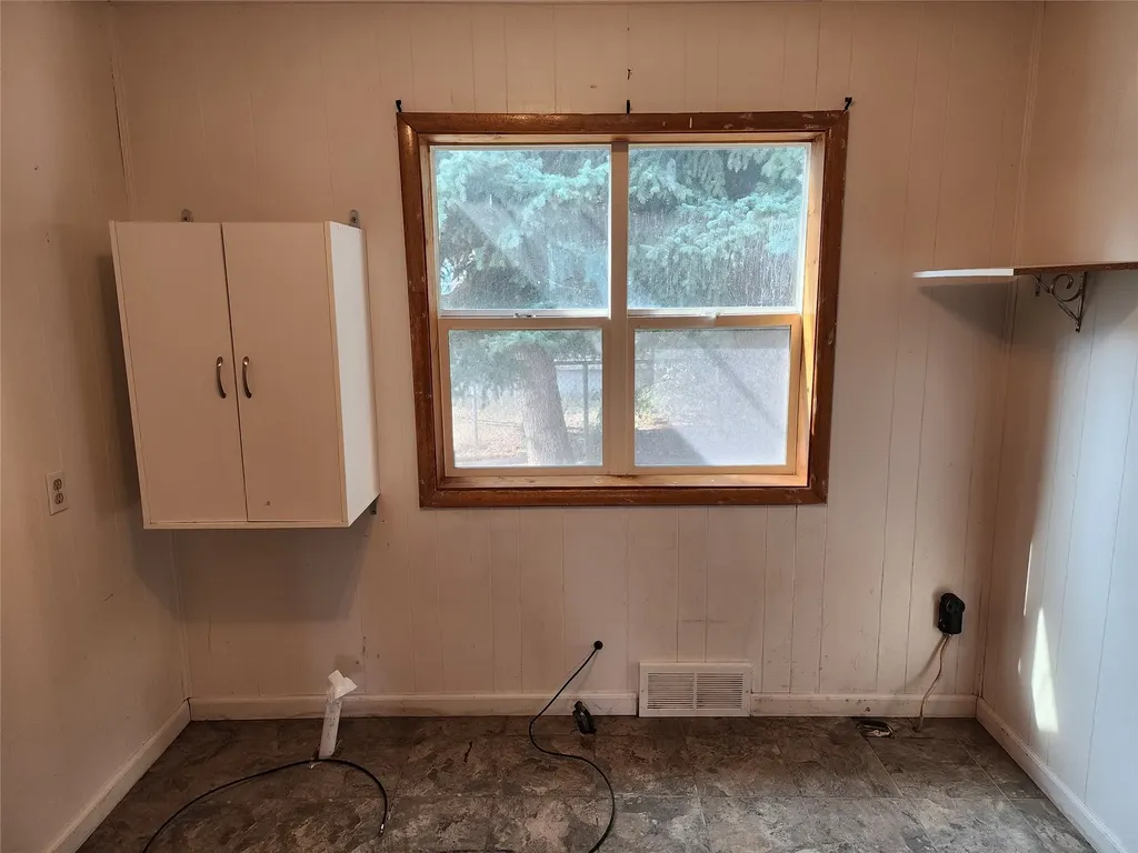 161 E Broad Street Drummond MT 59832