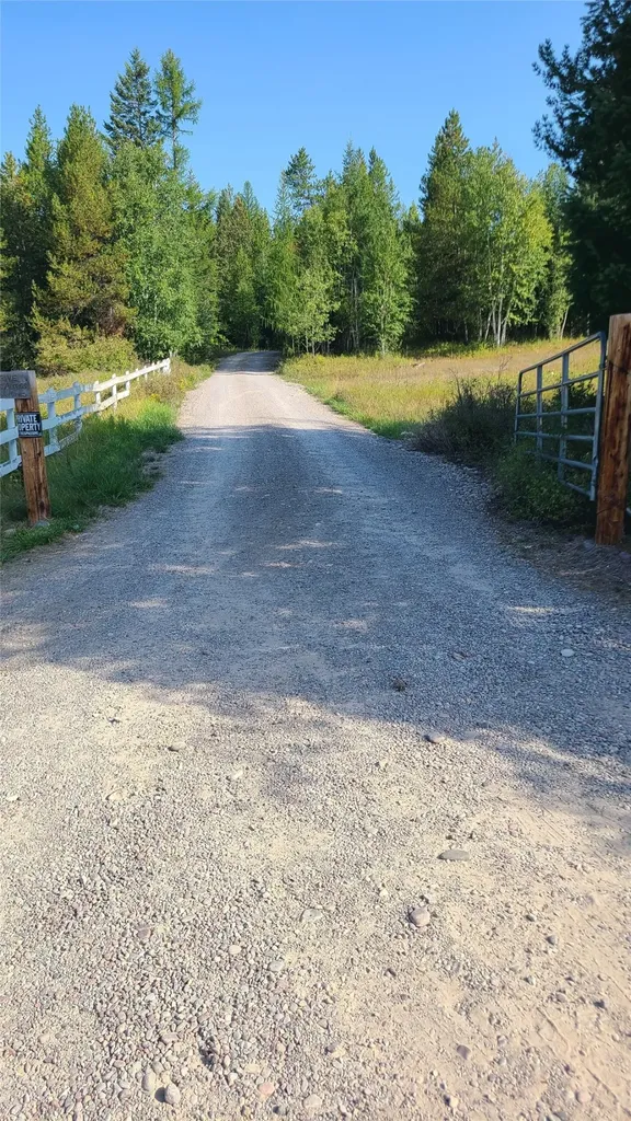 1043 Oakmont Lane Columbia Falls MT 59912