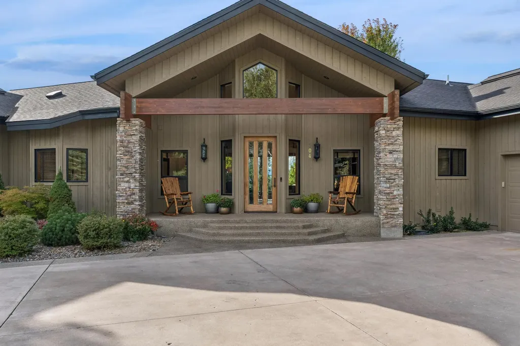 104 Levi Court Bigfork MT 59911
