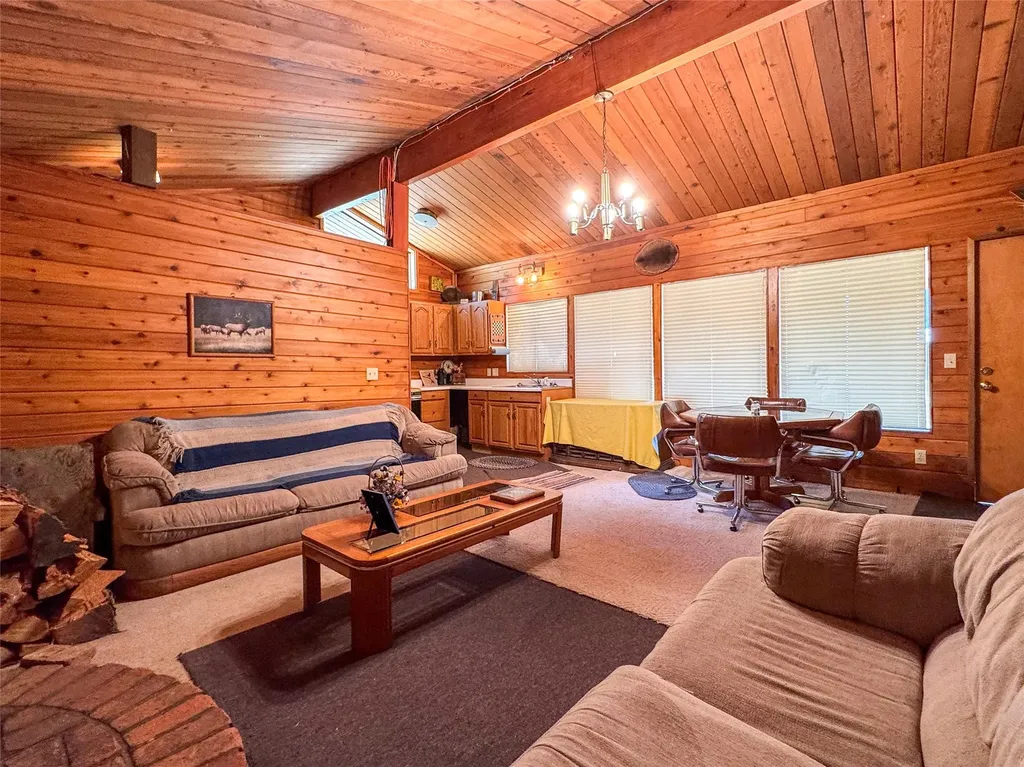 7379 Hahn Creek Road Elliston MT 59728