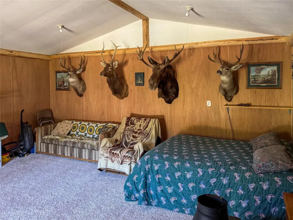7379 Hahn Creek Road Elliston MT 59728