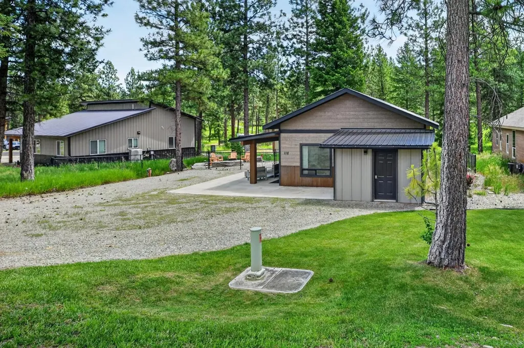 118 Salmon Drive Rexford MT 59930