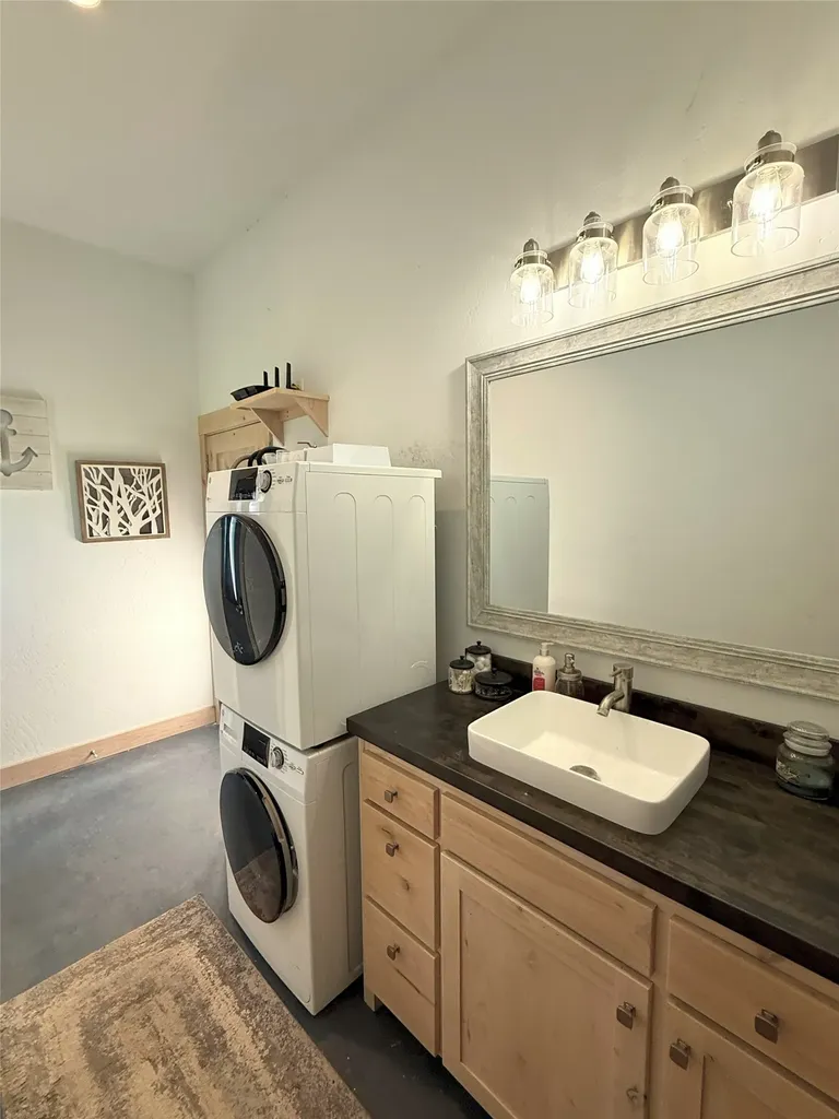 118 Salmon Drive Rexford MT 59930