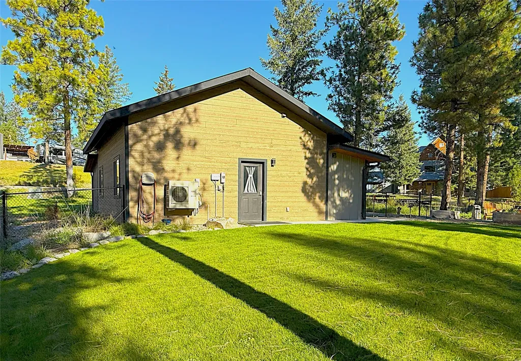 118 Salmon Drive Rexford MT 59930