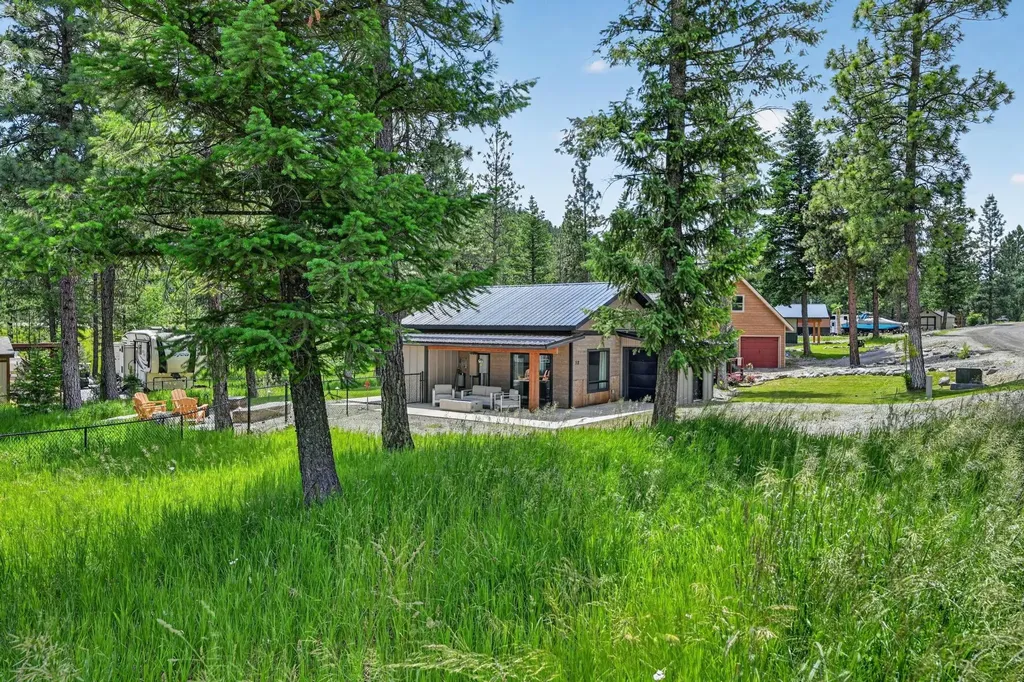 118 Salmon Drive Rexford MT 59930