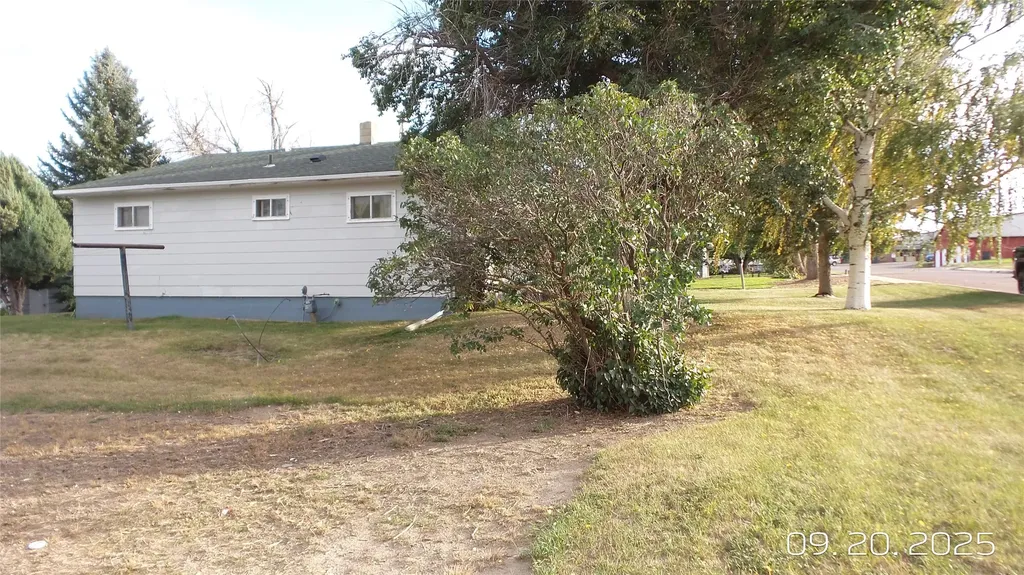 116 4th Street N Cascade MT 59421