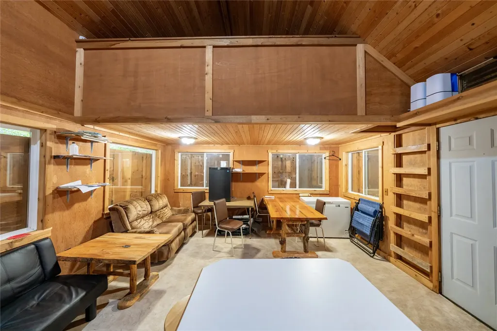 115 Thornton Lane Yaak MT 59935