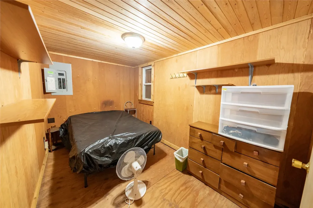 115 Thornton Lane Yaak MT 59935