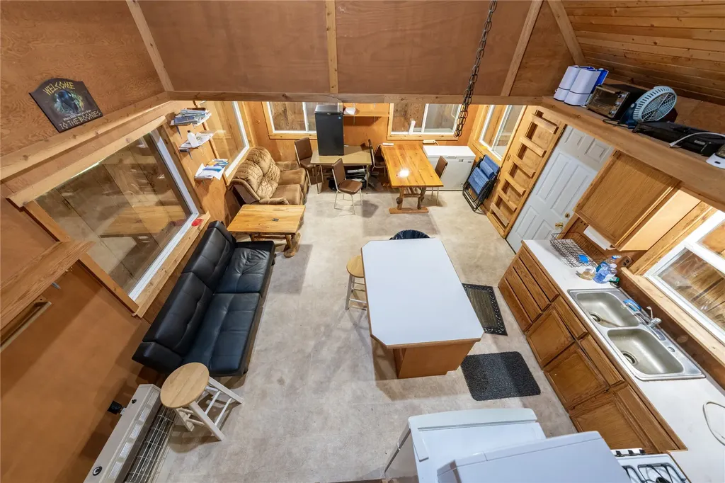 115 Thornton Lane Yaak MT 59935
