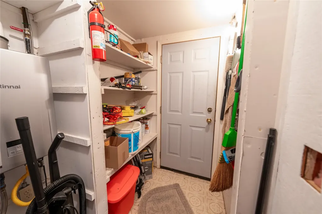 115 Thornton Lane Yaak MT 59935