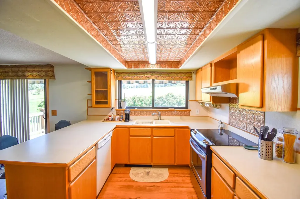 33911 N Crow Road Ronan MT 59864