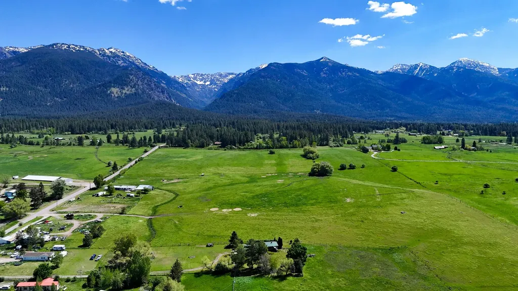 33911 N Crow Road Ronan MT 59864