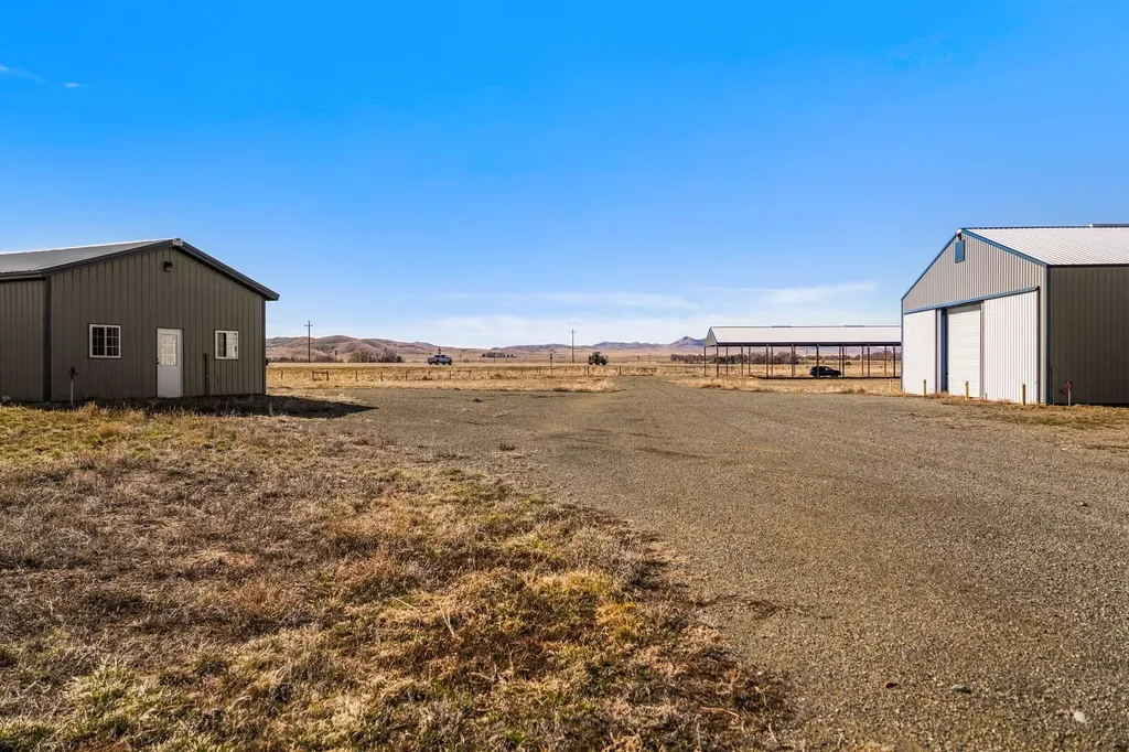 8866 Highway 287 Toston MT 59643