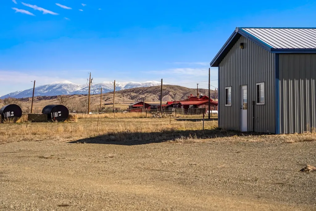 8866 Highway 287 Toston MT 59643