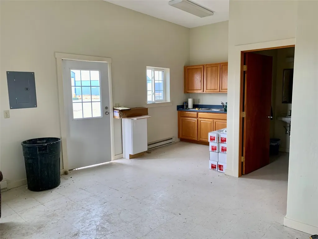 8866 Highway 287 Toston MT 59643