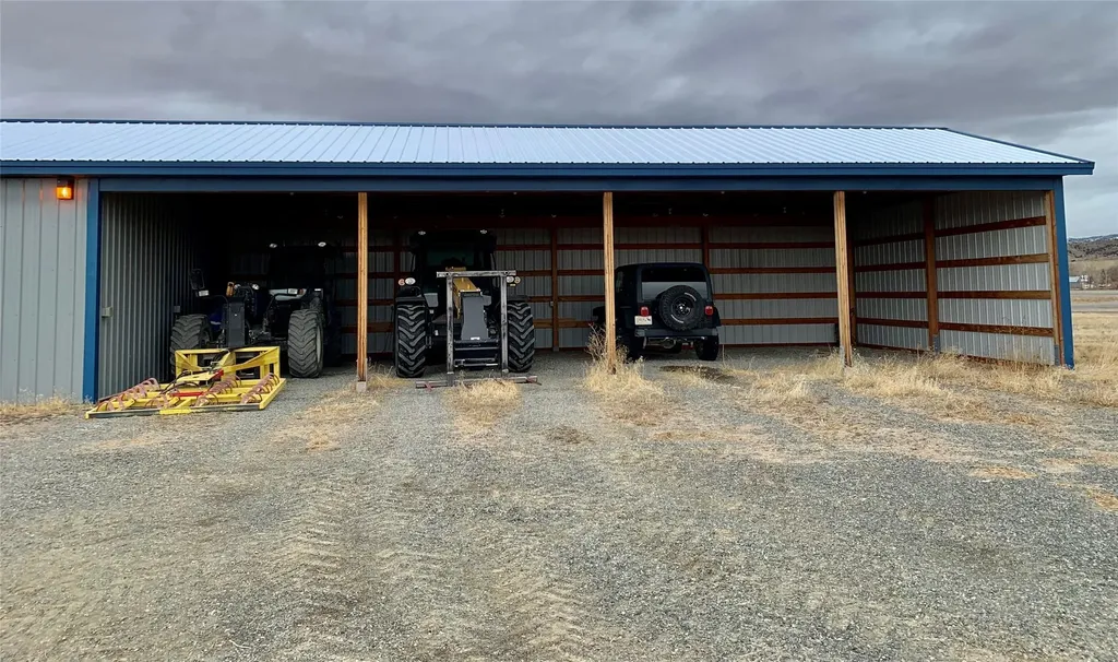 8866 Highway 287 Toston MT 59643