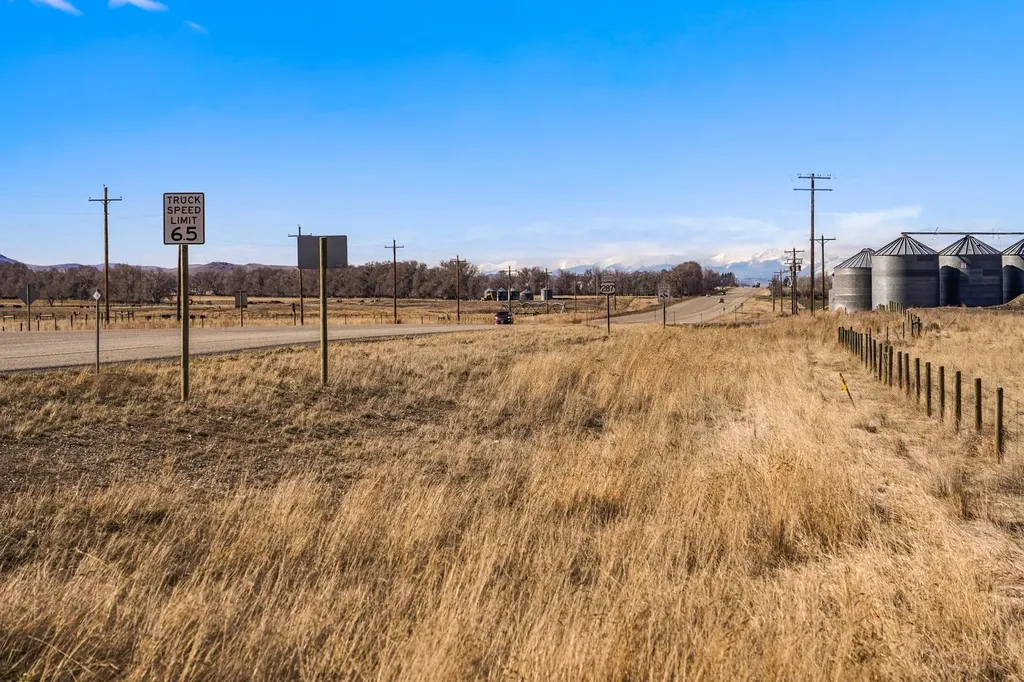 8866 Highway 287 Toston MT 59643