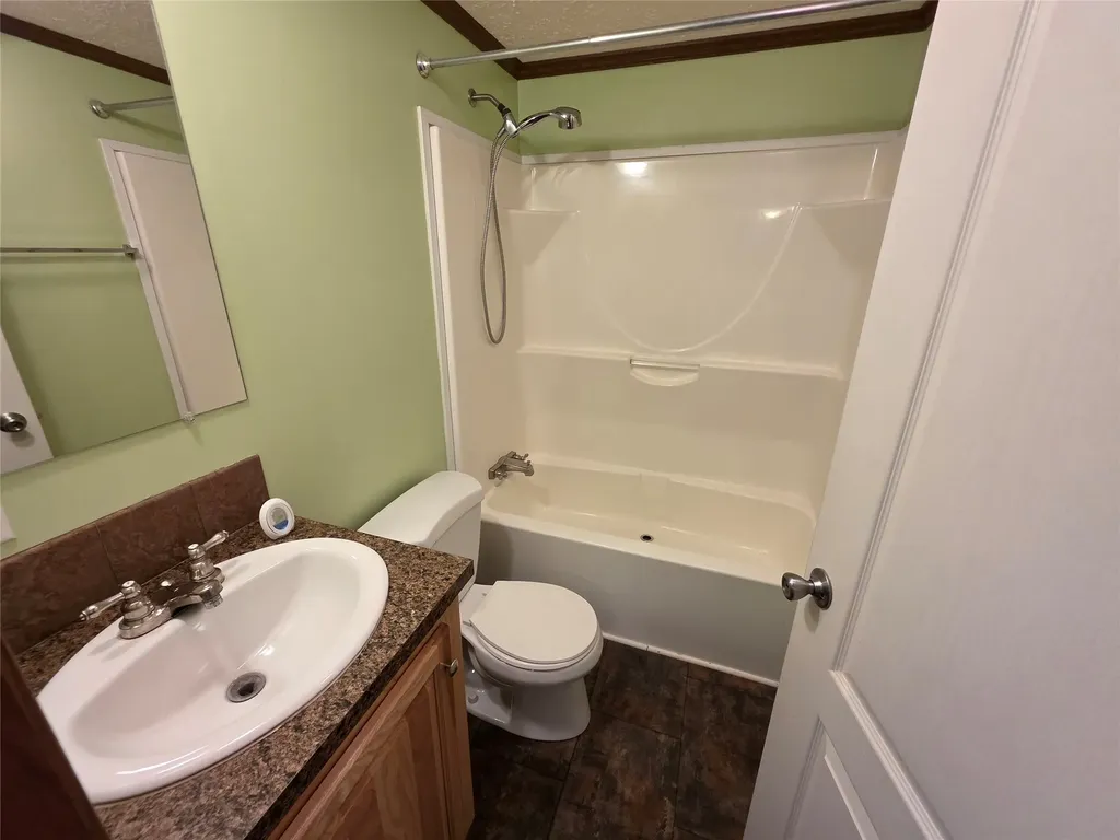 5701 Collins Drive Helena MT 59602
