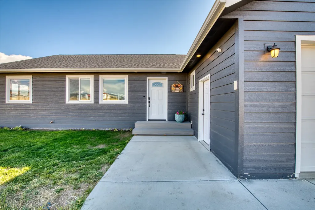 838 Diamond Ridge Loop Florence MT 59833