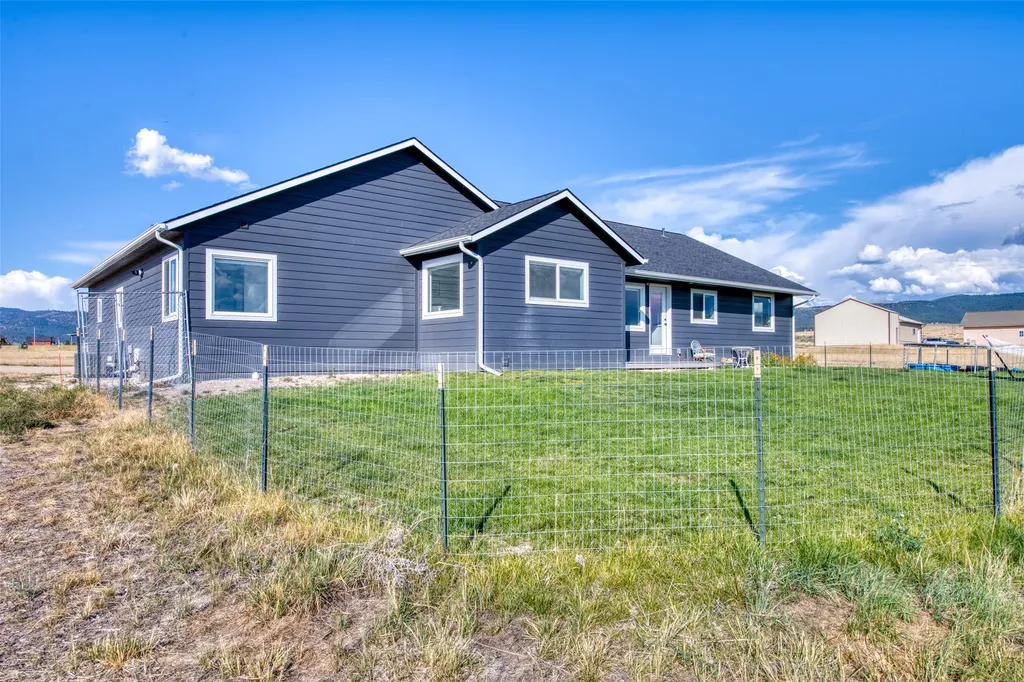 838 Diamond Ridge Loop Florence MT 59833