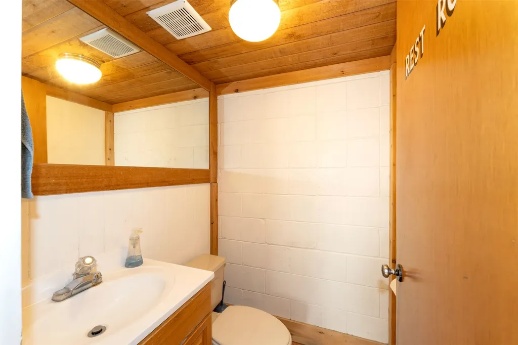 1893 Airport Road Kalispell MT 59901