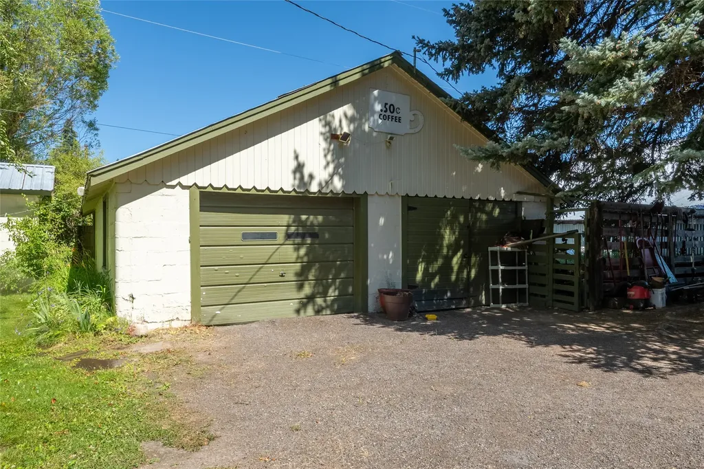 207 Main Street St Regis MT 59866
