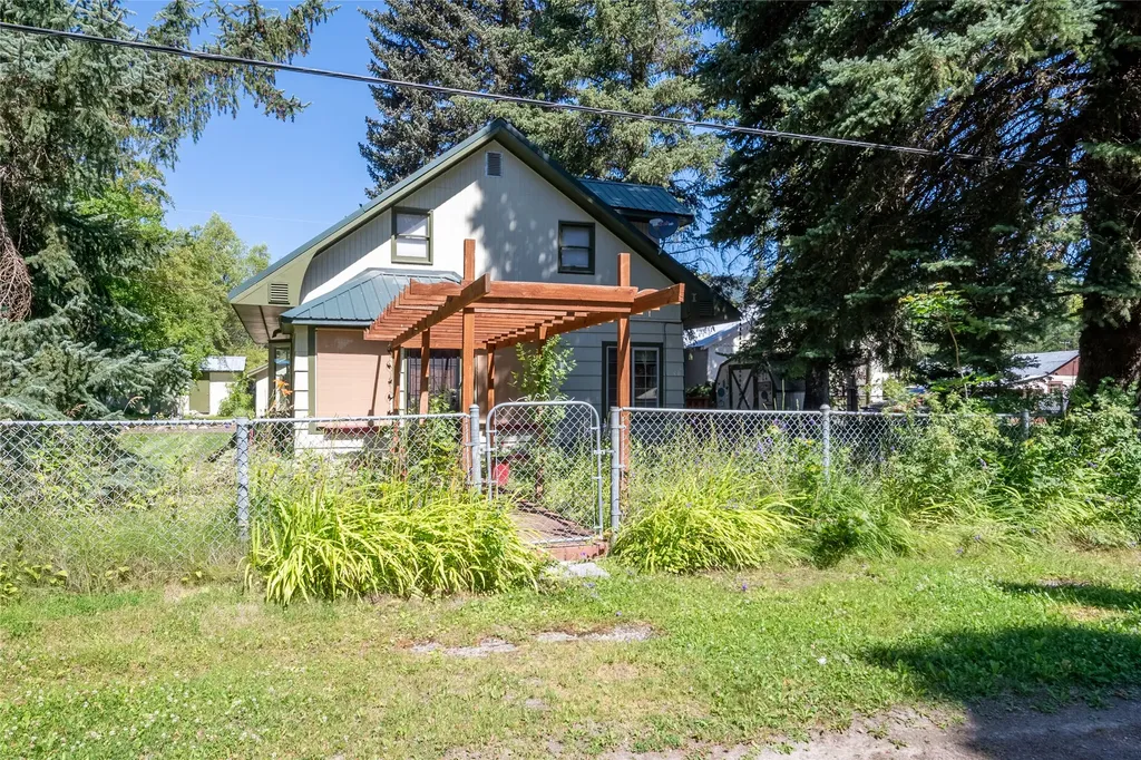 207 Main Street St Regis MT 59866