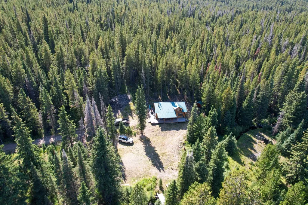 4995 Telegraph Creek Road Elliston MT 59728