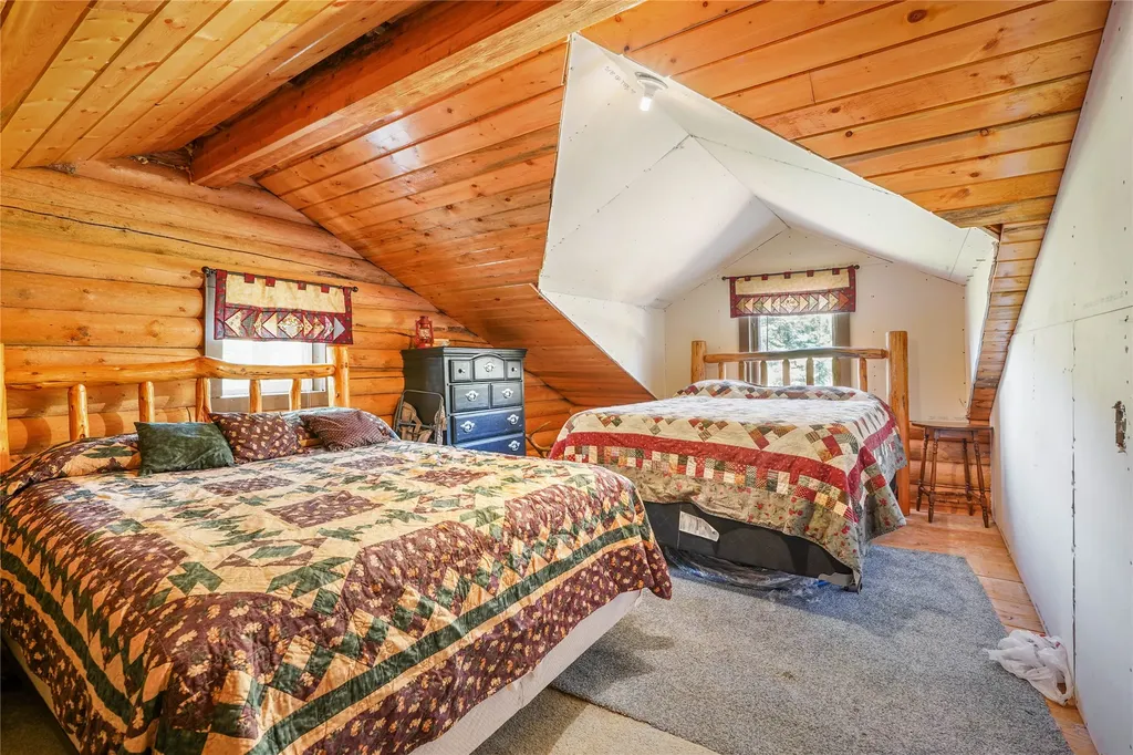 4995 Telegraph Creek Road Elliston MT 59728