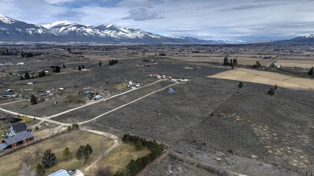 982 Foxy Lane Stevensville MT 59870