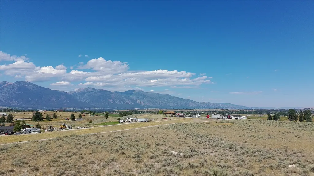 982 Foxy Lane Stevensville MT 59870