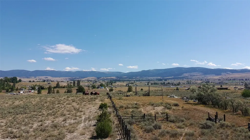 982 Foxy Lane Stevensville MT 59870
