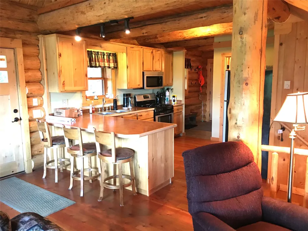 355 Tanager Trail Condon MT 59826