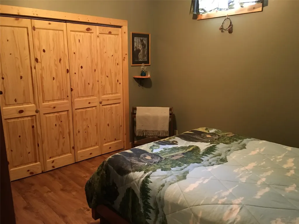 355 Tanager Trail Condon MT 59826