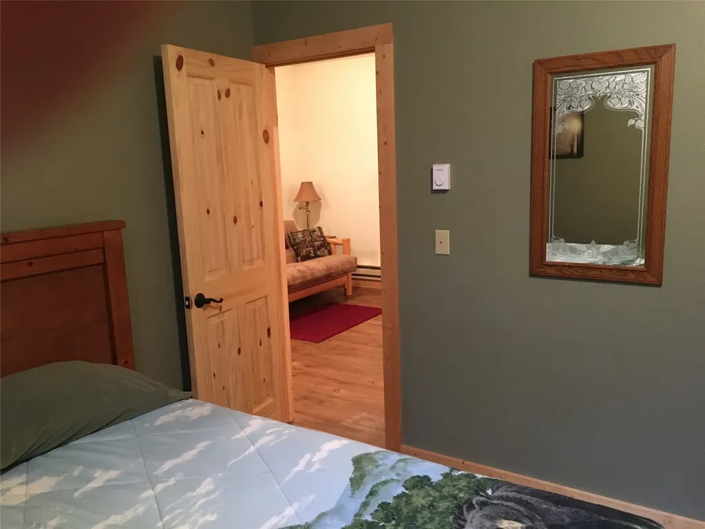 355 Tanager Trail Condon MT 59826