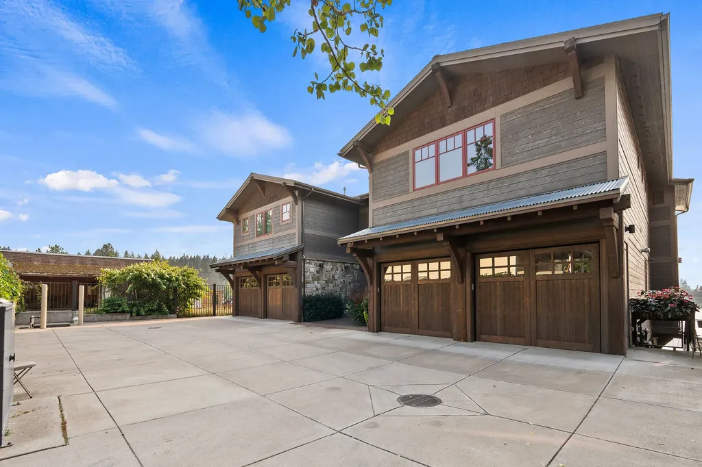 464 Electric Avenue Bigfork MT 59911